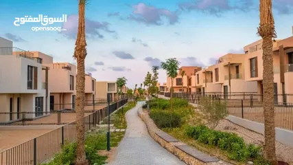  7 فيلا للبيع في كمبوند سوديك ايست الشروق  Sodic East shorouk  Ready to move  لوكيشن مميز جدا