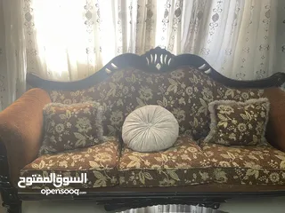  5 كنب مستعمل سبع مقاعد بحاله جيده