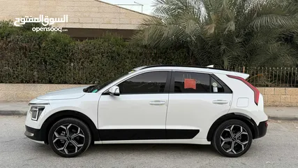  2 كيا نيرو هايبرد بالمواصفات الفخمه جدا