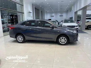  3 Toyota Yaris 2022 (Grey)