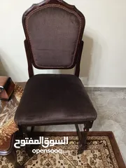  5 طاولة سفرة للبيع مع 8 كراسي بحالة ممتازة جدا