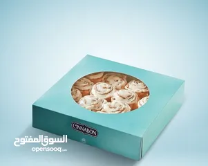  6 علب وبكيتات كرتون وخشب