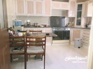  6 شقة ديلوكس للبيع مساحة 165 متر في الدوار السابع