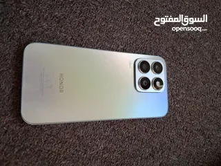  4 للبيع او البدلhonor x8b بحال الوكالة مع كامل اغراضه