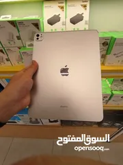  5 ايباد برو حجم 13 inch معالج m4 ذاكره 256 جهاز جديد جدا وغراضه كامله