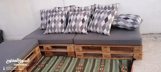  1 طبليات مع فرش بحاله ممتازة