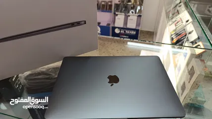  2 Mac book Air M1 2022