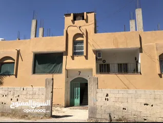 2 عماره اربع شقق للبيع بسعر طري