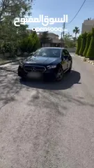  12 Mercedes Benz E350 4matic(الأولى والوحيد من فئتها في الاردن