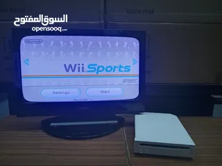  5 Nintendo Wii / Mini معدل مع بكج العاب 5000 لعبة