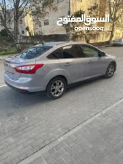  4 فورد فوكس ترخيص 2013 اوتوماتيك اصل الماني دفعه 15 والباقي شيكات