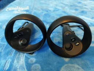  1 نظارة الواقع الافتراضي Oculus Rift S