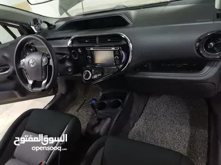  6 Prius c 2018