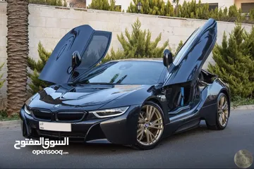  1 للبيع و قابل للبدل Bmw i8 limited edition