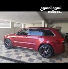  4 جيب شيروكي 2012 SRT 8