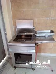  9 عده مطعم حمص وفلافل للبيع بسعر مغري