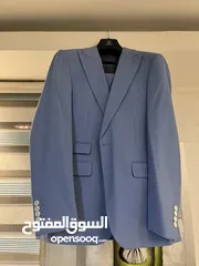  4 بدلتين زرقاء ووردية بسعر مناسب جداً