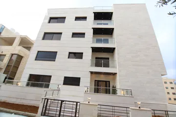 42 شقة دوبليكس مع روف باطلالة مميزة مساحة بناء 175 وتراس 45م بسعر مميز في ابو نصير