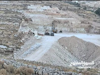  4 ارض جاهزة للاستثمار او البناء او مزارع او عقارات او منتزه موقع هادى ومميز  السعر قابل للتفاوض