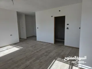  9 شقه للبيع بمنطقه البيره