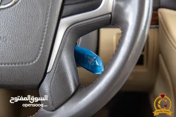  13 Toyota Land Cruiser 2017 Gx-r V8  السيارة بحالة الوكالة و قطعت مسافة 80,000 كم