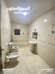  5 شقة مميزة - ضاحية الرشيد - 3نوم1ماستر - 200م