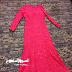  10 يوجد من 5 دنانير لا