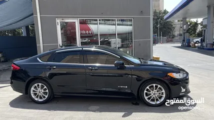  8 فورد فيوجن 2019لون اسود  Ford fusion se 2019 black