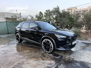 1 سيات كوبرا موديل 2022 للبيع السيارة اصل شركة عدادها 34 الف كيلومتر