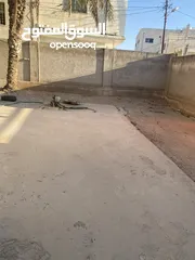  3 بيت طابقين لااليجار  او للبيع