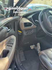  6 هونداي سنتافيه ون مليون موديل 2018   مطور 2200 ديزل  ترخيص وتأمين شامل لشهر 4 فحص دهانات تجميلي