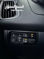  18 ‏  كاملة الاوصافAbu Kwaik Motors..  Kia Rio 2017  فحص ممتاز طلاء الشركة بالكامل ،، عداد 47 الف اصلي