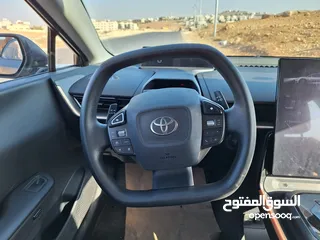  5 تويوتا bz3 قطعت 3100كم فقط بسعر 18,500 دينار من المالك مباشره