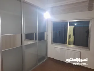  1 شقة سوبر ديلوكس للإيجار في حي النخيل طريق المطار
