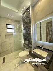  24 شقة طابق شبه ارضي للبيع مساحة 200م مع ترس وحديقه وكراج 250م بأجمل مناطق خلدا (مشروع 114