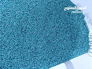  6 حبيبات بلاستيك HDPE حقن معاده تدويرها