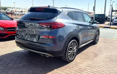  4 Hyundai Tucson 2021