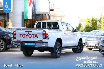  6 Toyota Hilux 2025