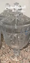  7 للبيع فازات زجاجية كبيرة الحجم بحالة ممتازة جدا غير مستعملة نهائيا مصنوعة من زجاج عالي الجودة،
