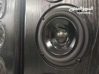  4 Tower Speakers & Amplifiers