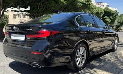  4 Bmw 520i 2022 للبيع ممشى (6) آلاف كيلو فقط