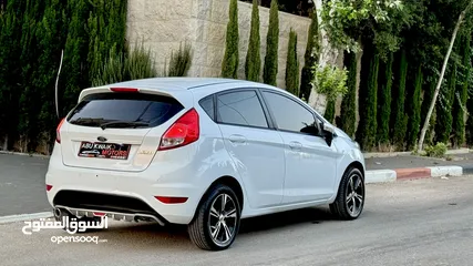  10 ‏Ford Fiesta 2017 ، اوتوماتيكك ،  مطور 1600 ،، فحص ممتاز تخلو من الحوادث او الضربات اغلبها بوية شركة