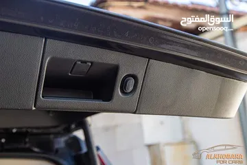  25 Cadilac Escalade Platinum 2017