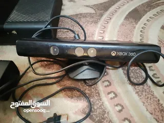  10 العاب اكتورنيه.  مستعمله   +فستان رسمي استعمل مرة وحدة فقط  نظيف وكتير حلو على لبس