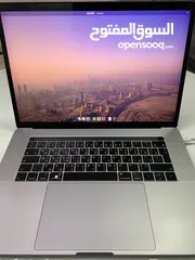  12 Apple MacBook Pro (15-inch, 2019)