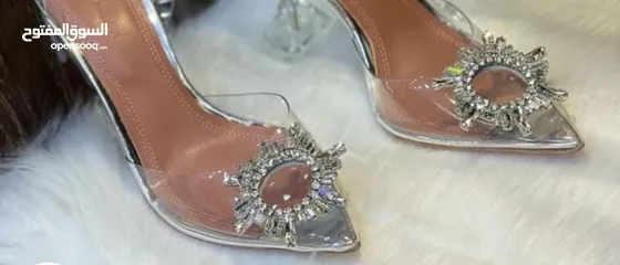  1 هيلز شفاف للبيع