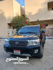  4 تويوتا لاندكروزر GXR 2015 خليجي بحالة ممتازه ة Toyota land cruiser GXR 2015 very clean car