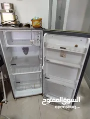  1 very good working conditon sharp fridge for sale
