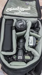  5 كاميرا نيكون شبه الجديد مع ملحقات كثيرة D7000 Nikon