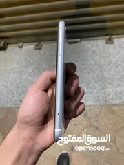  3 iPhone XR 64G